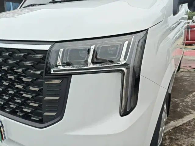 Maxus Xintu V80 — Фото автомобиля 23
