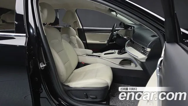 Hyundai Grandeur Новый Grandeur IG — Фото автомобиля 11