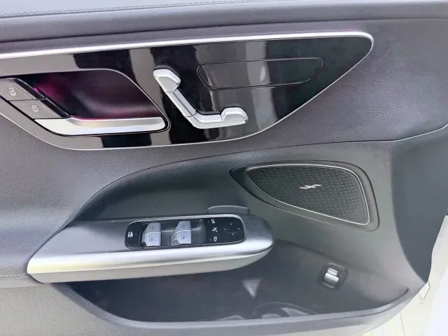Mercedes-Benz C-Class — Фото автомобиля 8
