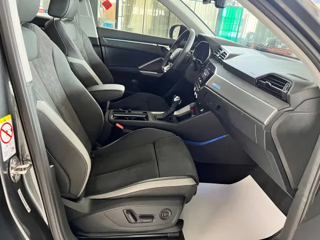Audi Q3 — Фото автомобиля 10