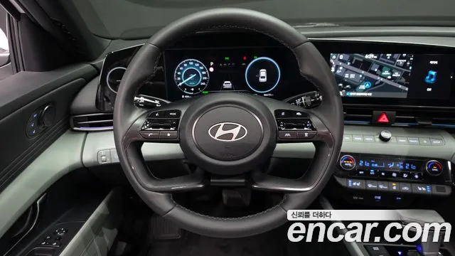 Hyundai Avante CN7 — Фото автомобиля 13
