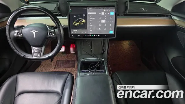 Tesla Model 3 — Фото автомобиля 7