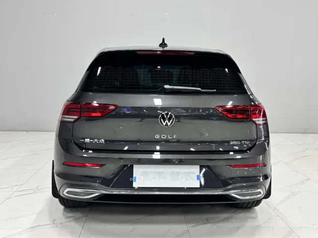 Volkswagen Golf — Фото автомобиля 3