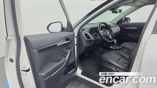 Kia Seltos — Фото автомобиля 15