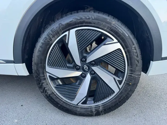 Changan Qiyuan Q05 — Фото автомобиля 10