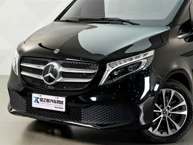 Mercedes-Benz V-Class — Фото автомобиля 2