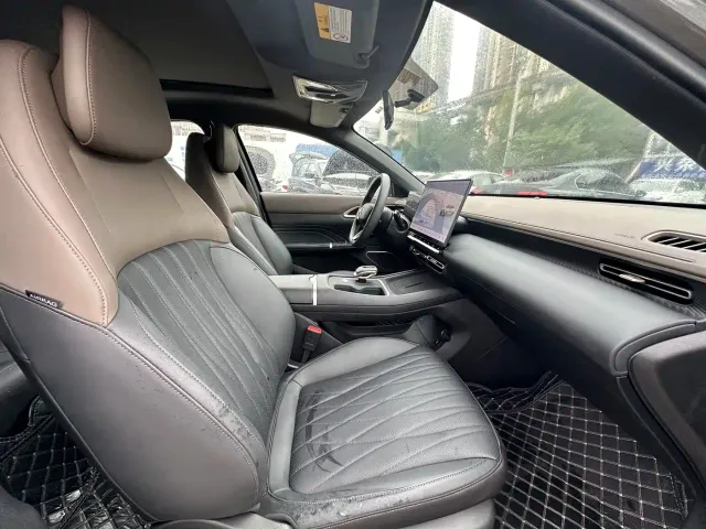 Changan Eado — Фото автомобиля 13