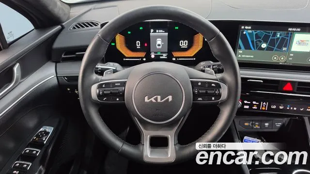 Kia K5 Generation 3 — Фото автомобиля 20