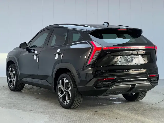 Geely Boyue L — Фото автомобиля 15