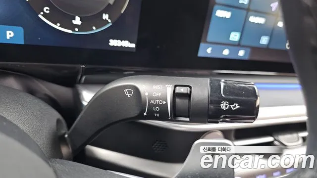 Hyundai Grandeur Grandeur (GN7) 2.5 Бензин 2WD — Фото автомобиля 25