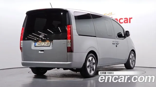 Hyundai Staria — Фото автомобиля 2
