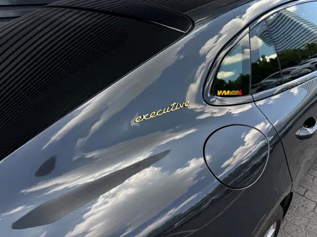 Porsche Panamera — Фото автомобиля 12