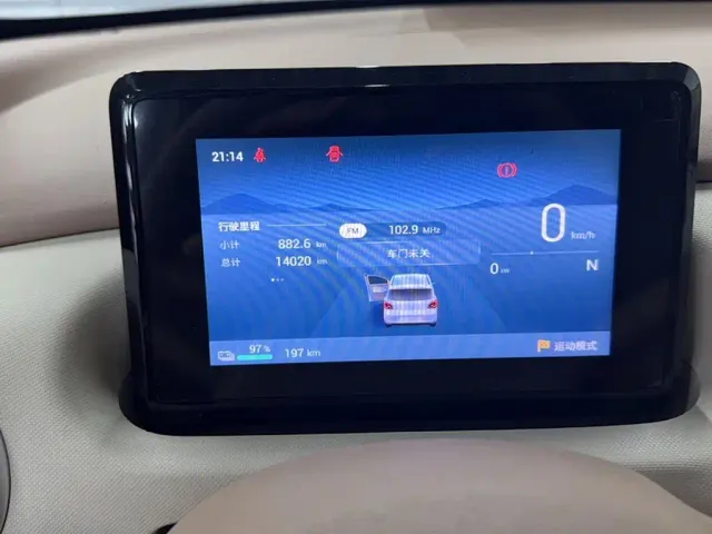 Wuling Hongguang Mini EV — Фото автомобиля 5