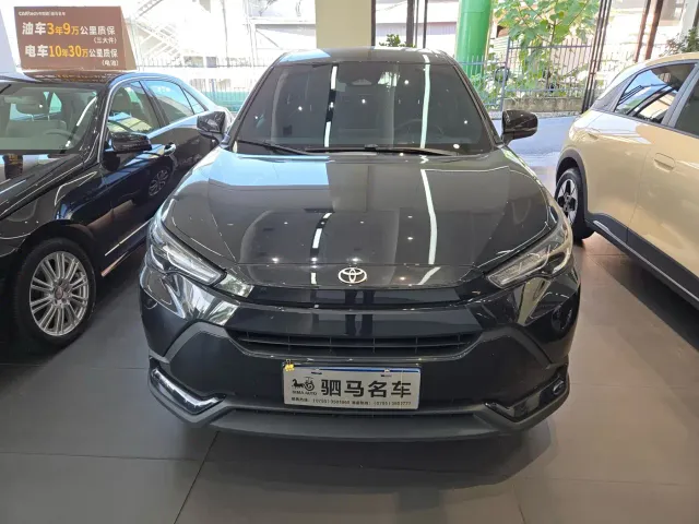 Toyota Frontlander — Фото автомобиля 3