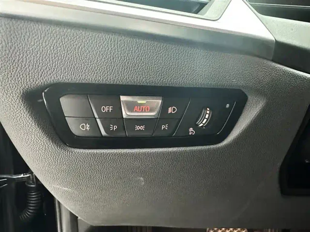 BMW 3 Series — Фото автомобиля 24