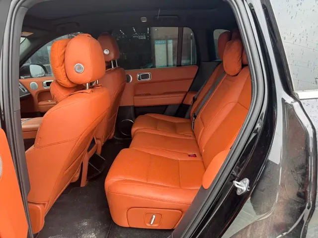 Li Auto L6 — Фото автомобиля 5
