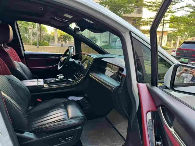 GAC Trumpchi M8 — Фото автомобиля 8
