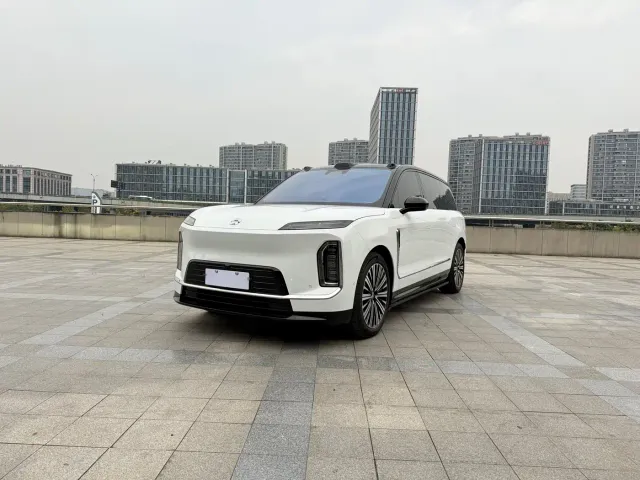 Фотография автомобиля — Nio ES9