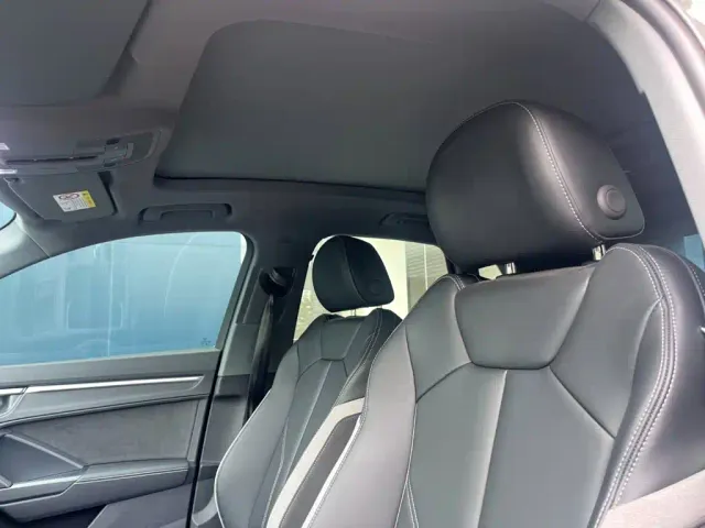 Audi Q3 — Фото автомобиля 4
