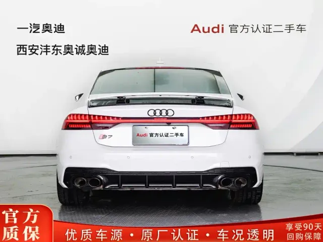 Audi A7 — Фото автомобиля 4
