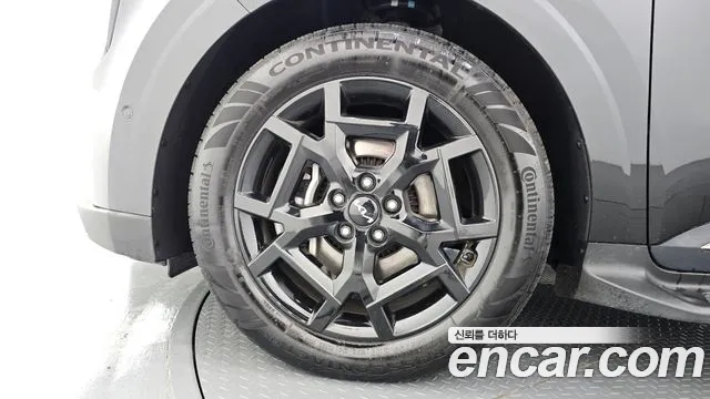 Kia Carnival 4th Gen — Фото автомобиля 5