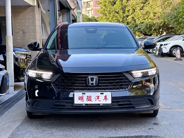 Honda Accord — Фото автомобиля 2