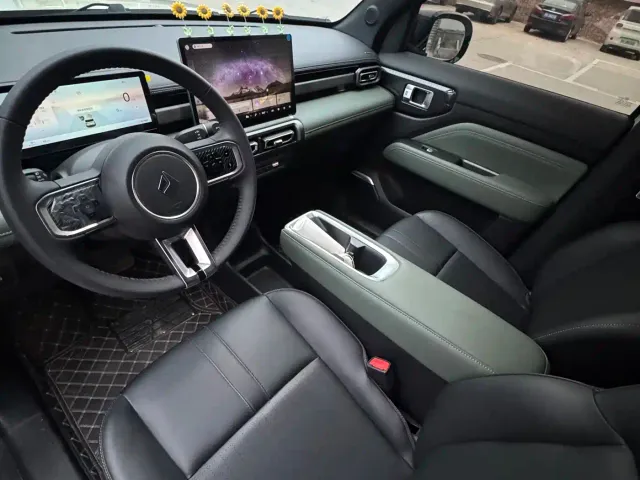 Baojun Yep Plus — Фото автомобиля 8