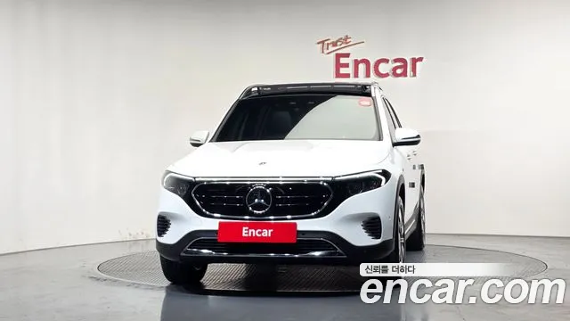 Mercedes-Benz EQB X243 — Фото автомобиля 3