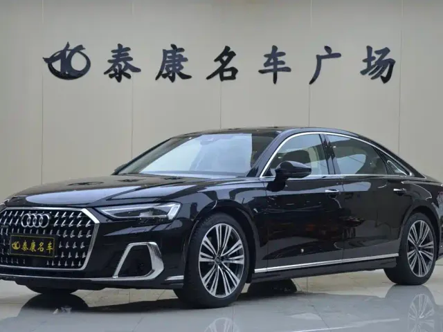 Фотография автомобиля — Audi A8