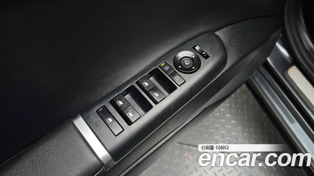 Hyundai Grandeur GN7 — Фото автомобиля 29