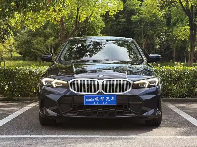 BMW 3 Series — Фото автомобиля 2