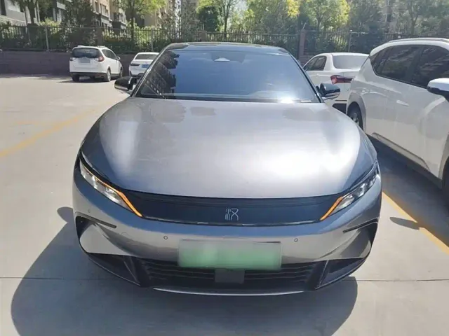 BYD Han — Фото автомобиля 2