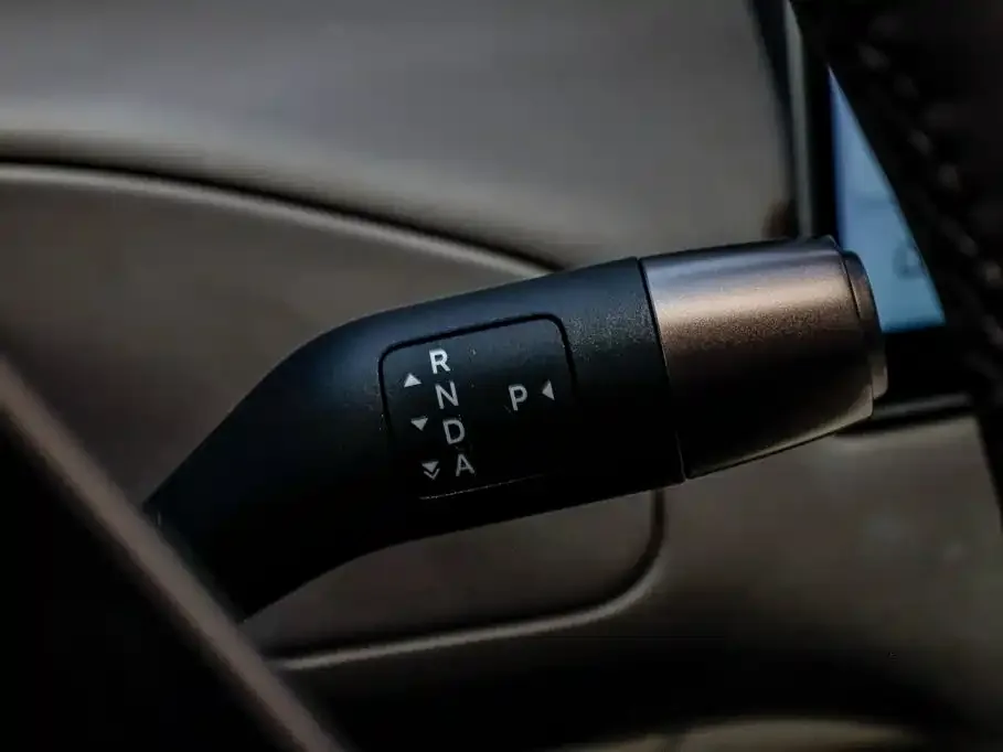 Li Auto Li Auto MEGA 2024 Ultra — Фото автомобиля 19