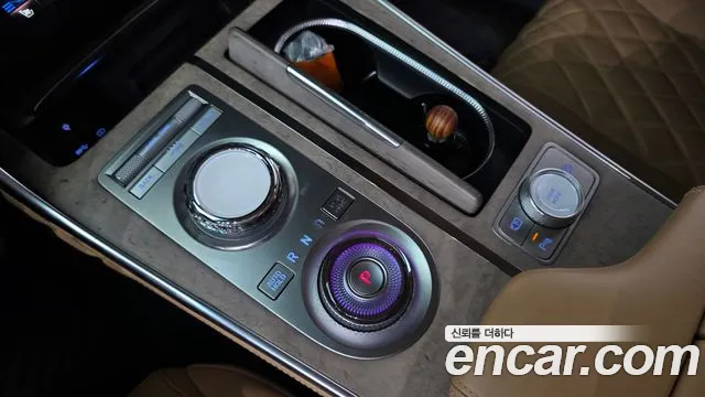 Genesis GV80 2.5T Бензин 2WD — Фото автомобиля 4