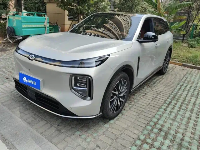 Фотография автомобиля — Changan Qiyuan Q07