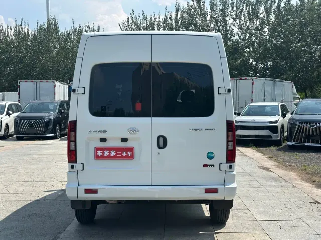 Maxus Xintu V80 — Фото автомобиля 4