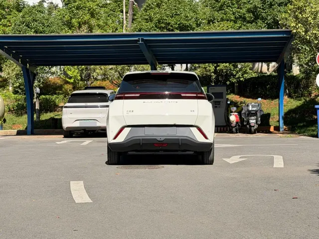 BYD Seagull — Фото автомобиля 6