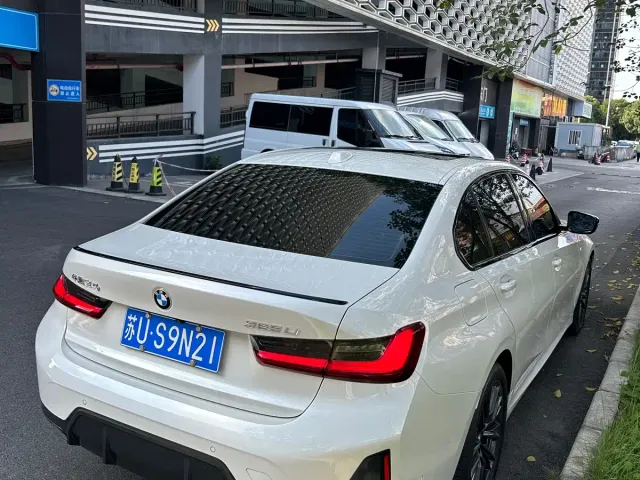 BMW 3 Series — Фото автомобиля 8