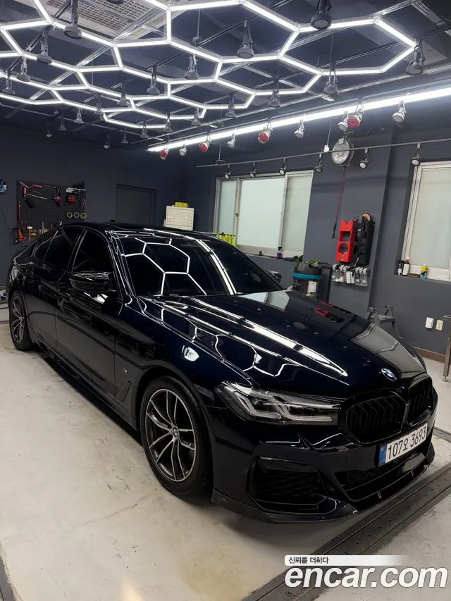 BMW 5 Series G30 — Фото автомобиля 4