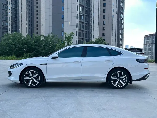 Volkswagen Lamando — Фото автомобиля 7