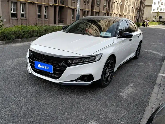 Фотография автомобиля — Honda Accord