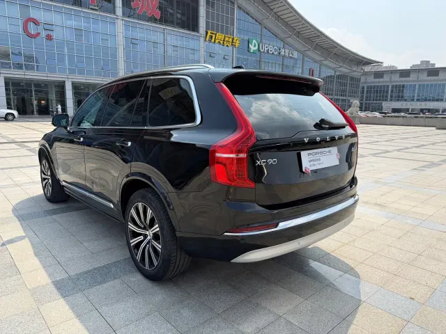 Volvo Volvo XC90 2022 B5 Smart Luxury Edition 5-seater — Фото автомобиля 15
