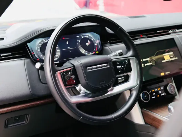 Land Rover Range Rover — Фото автомобиля 13