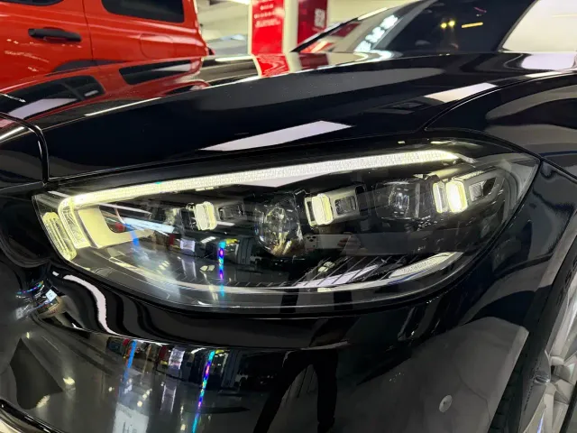 Mercedes-Benz S-Class — Фото автомобиля 12