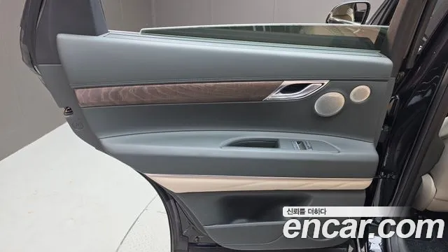 Genesis GV80 — Фото автомобиля 14