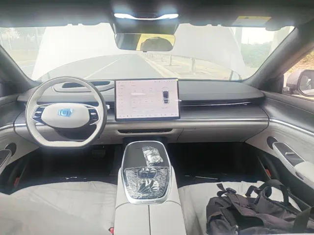 Changan Qiyuan A07 — Фото автомобиля 9