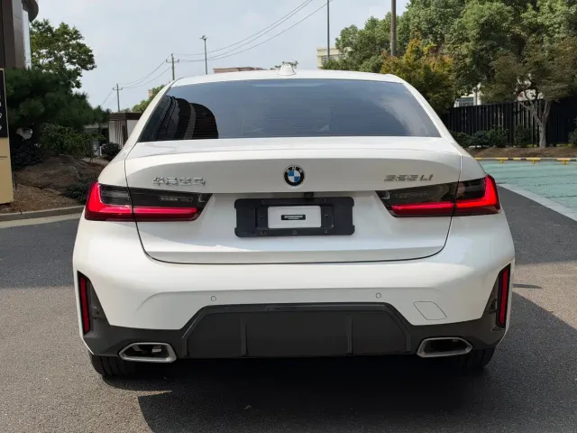 BMW 3 Series — Фото автомобиля 17