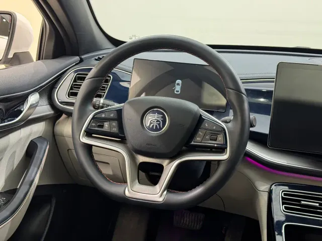 BYD Qin PLUS — Фото автомобиля 12