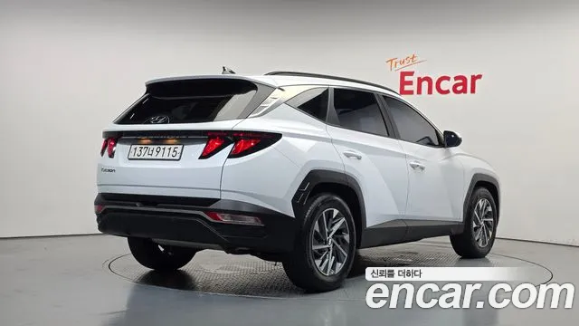 Hyundai Tucson Tucson (NX4) Бензин 1.6 турбо 2WD — Фото автомобиля 2