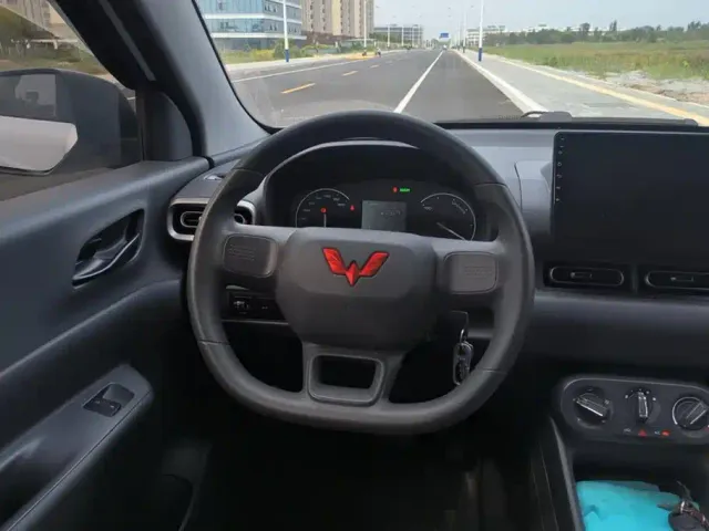 Wuling Motors Wuling Hongguang New Energy 2024 Model Pure Electric 300KM Utility Version — Фото автомобиля 15